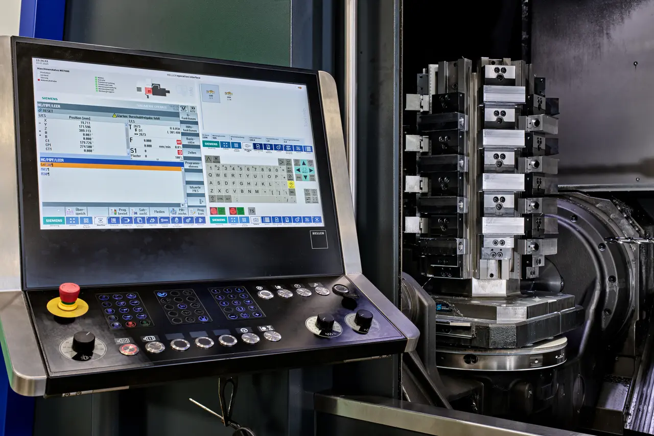 Maschinen der Firma Hydraulik Schwerin